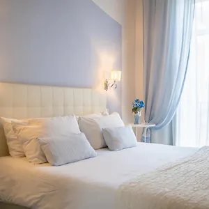 sotto-le-stelle-ai-decumani.hotels-amalfi.com/