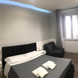 rent-rooms-colosseum-rome.it-romehotels.com/